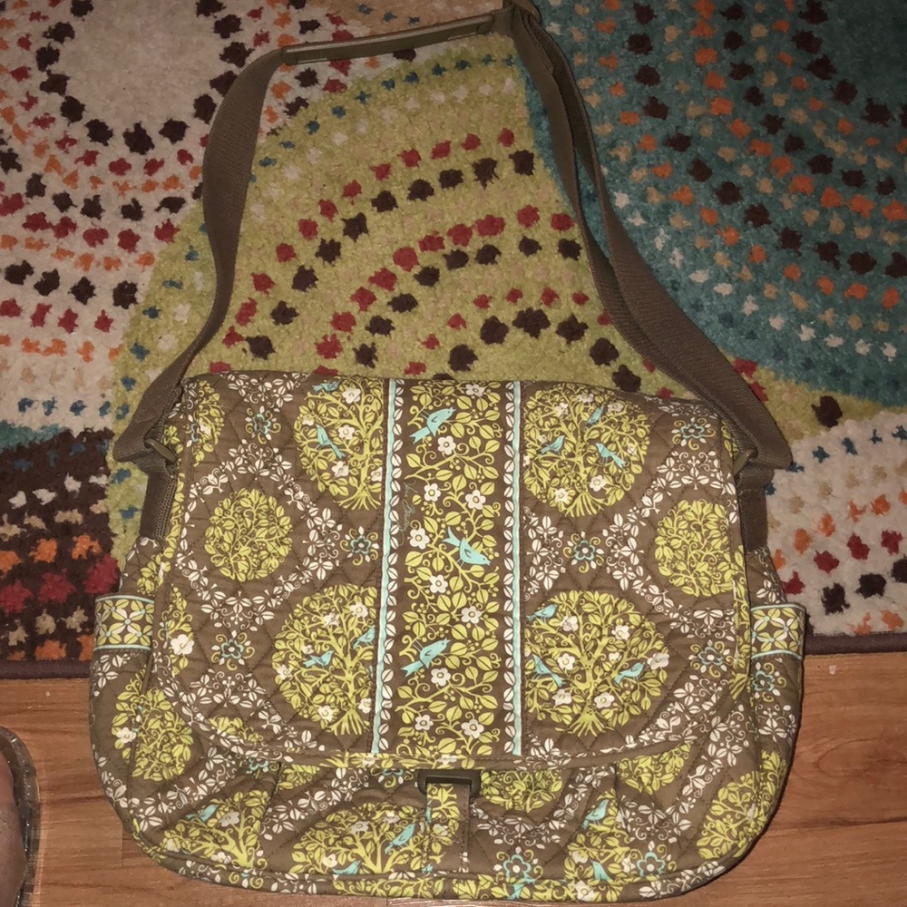 Very nice back to school large Vera